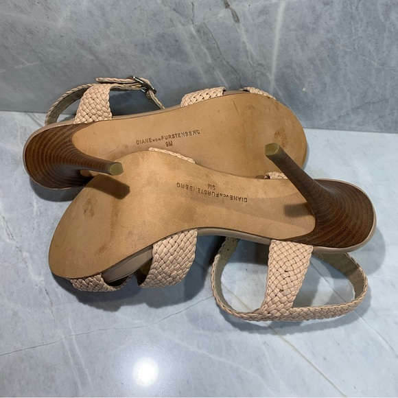 NWOB Diane Von Furstenberg leather woven tan sandals with 4.5” heels size 9 - Picture 8 of 8